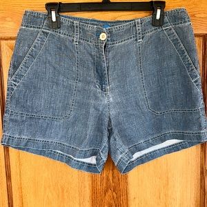 Tommy Bahama Linen Shorts. Light Denim